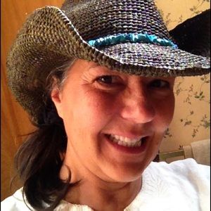 Meet your Posher, Laurie